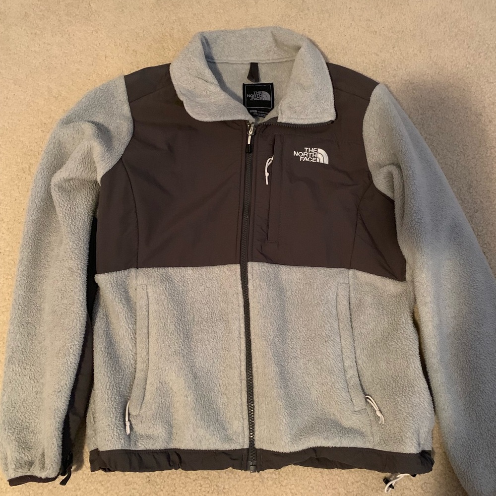 Women’s North Face fleece jacket